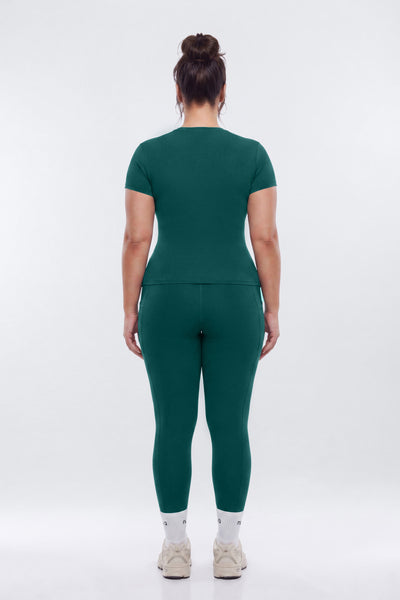 https://cdn.shopify.com/s/files/1/0293/9277/files/01-22-26_S6PM_8_B12504SP1305_Green_RA_AA_18-03-57_67310-2_ES_ES_EH_JA_ES_PLUS.jpg?v=1778881553&with=400&height=600