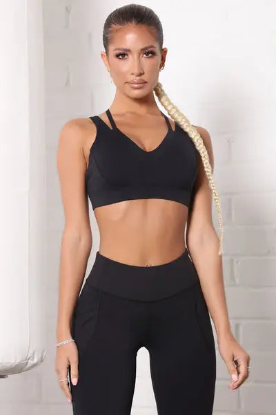 https://cdn.shopify.com/s/files/1/0293/9277/products/01-26-21Studio5_JP_JH_10-32-42_46_S106261A03_Black_P_2454_JK.jpg?v=1618965486&with=400&height=600