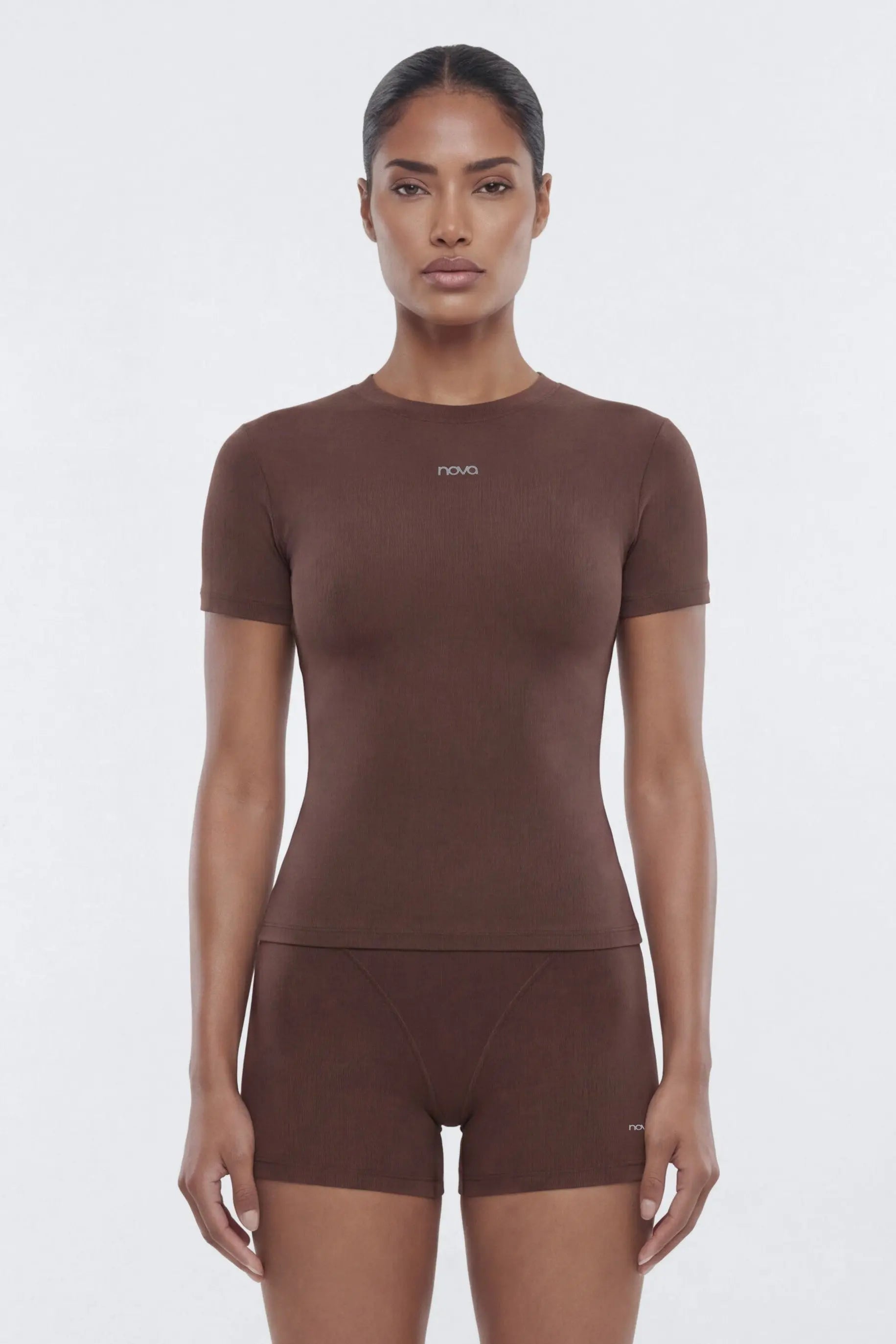 https://cdn.shopify.com/s/files/1/0293/9277/files/01-28-26_S7_PM_32_B12504SP1305_Brown_JG_AA_18-52-23_51931-1_ES_ES_PXF.jpg?v=1769982544