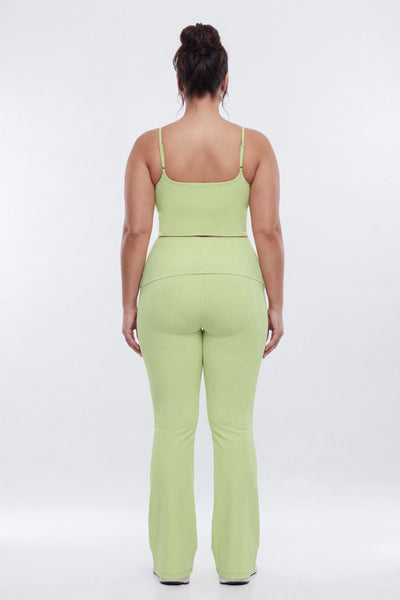 https://cdn.shopify.com/s/files/1/0293/9277/files/02-19-26_S3_PM_30_B125SP1204_Pistachio_JG_AA_19-40-15_1959-13_EH_ES_ES_CM_JA_ES_PLUS.jpg?v=1777071503&with=400&height=600