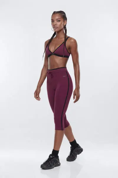 https://cdn.shopify.com/s/files/1/0293/9277/files/03-25-26_S9_PM_12_B125SB1313_Merlot_JG_IM_17-57-54_34616-5_ES_ES_ES_SG_JA_95949c85-5710-4b80-b03c-b84283684382.jpg?v=1776722697&with=400&height=600