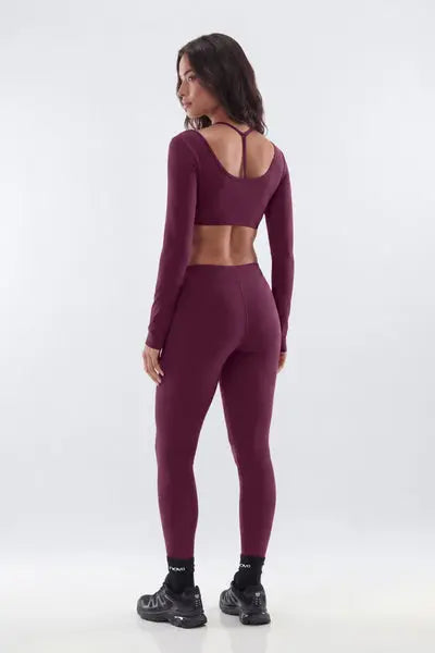 https://cdn.shopify.com/s/files/1/0293/9277/files/03-25-26_S9_PM_23_B125SB1309_Merlot_JG_IM_18-54-38_0720-14_ES_JA.jpg?v=1776205734&with=400&height=600