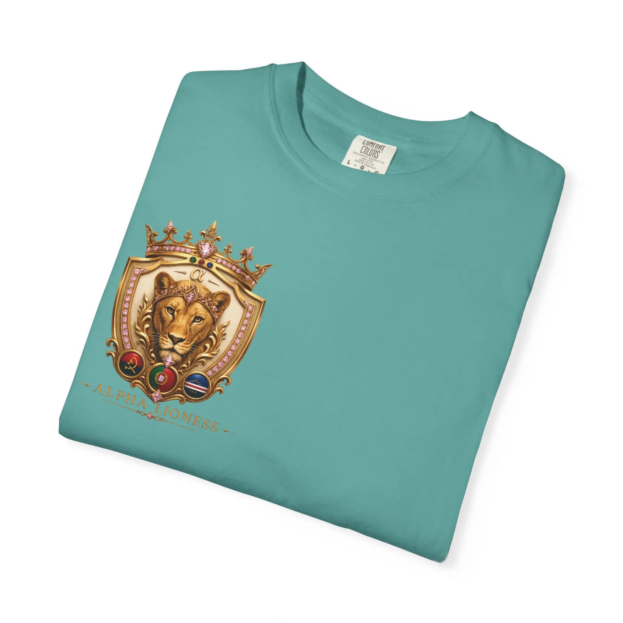 Lioness  T-shirt Printify