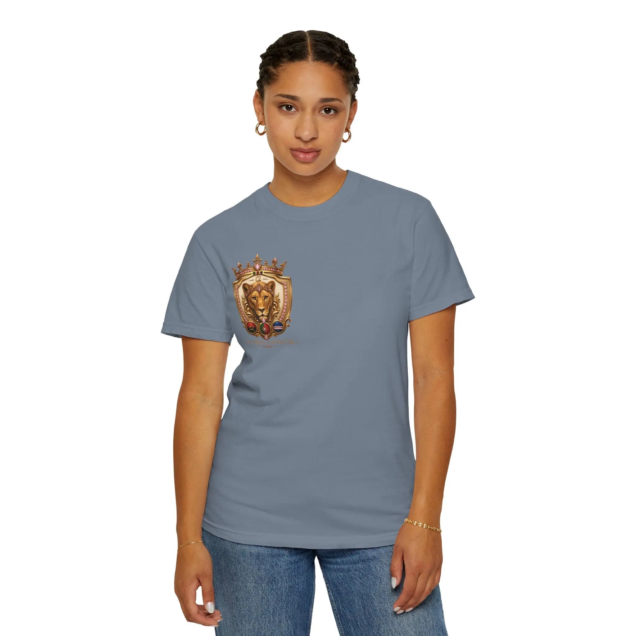 Lioness  T-shirt Printify