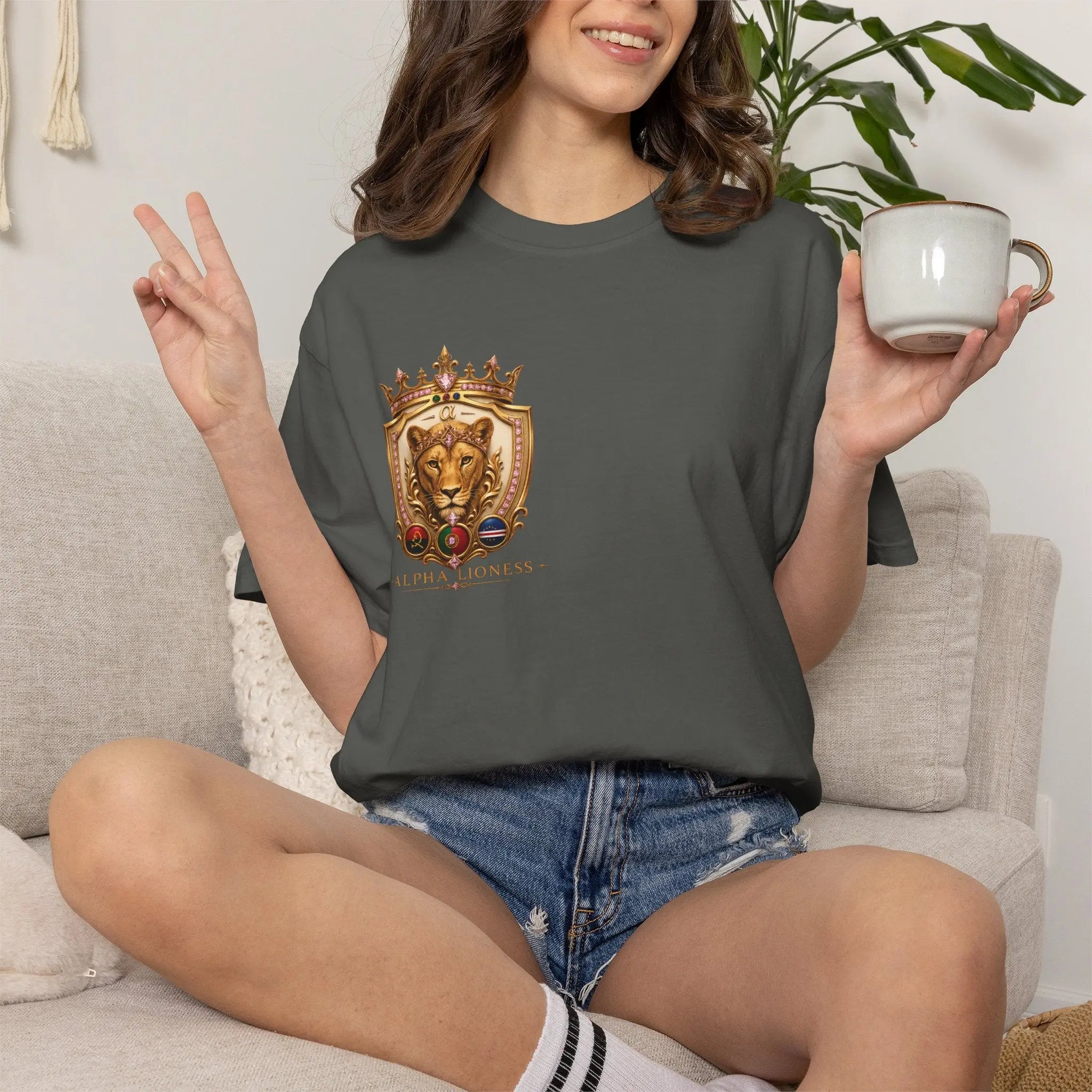 Lioness  T-shirt Printify