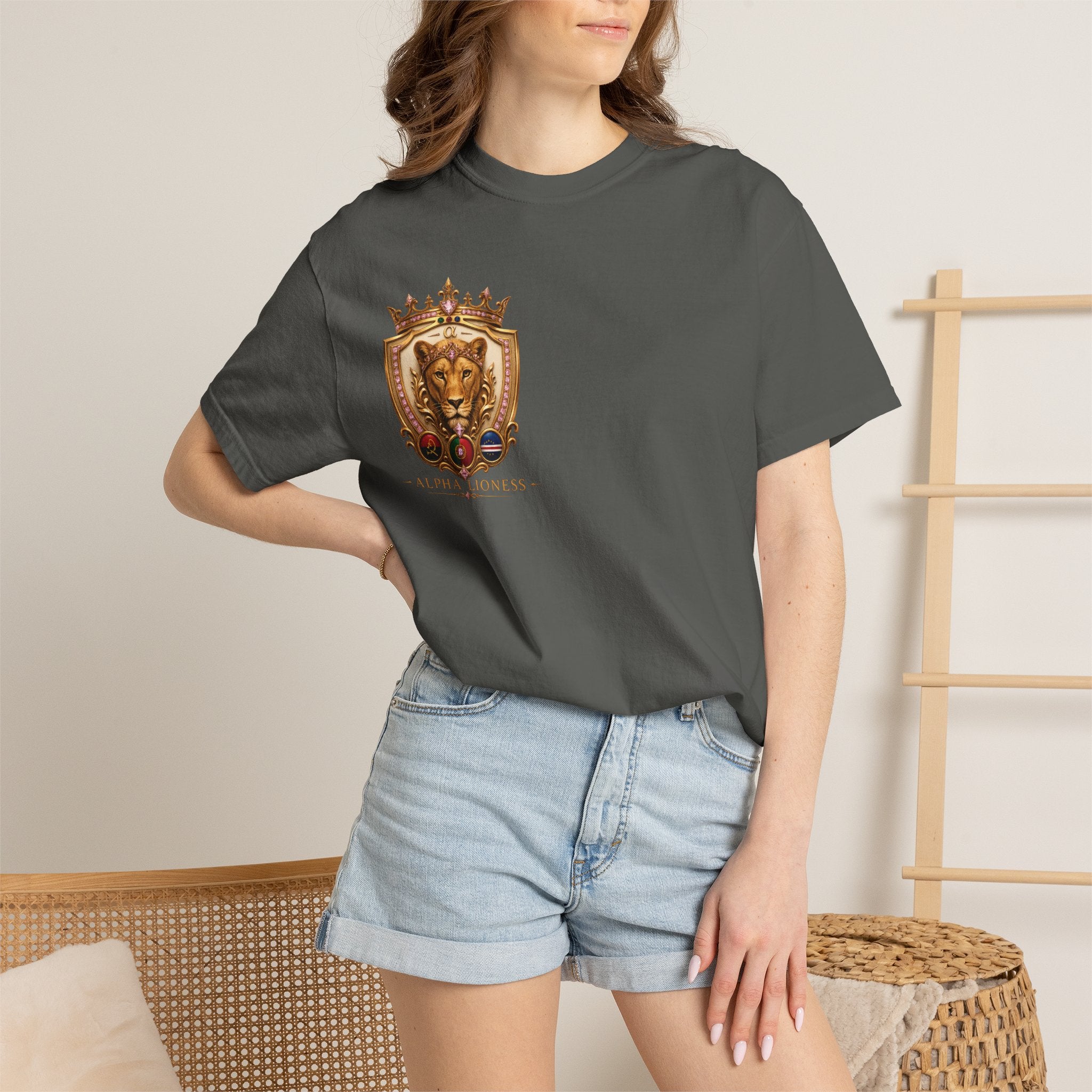 Lioness  T-shirt
