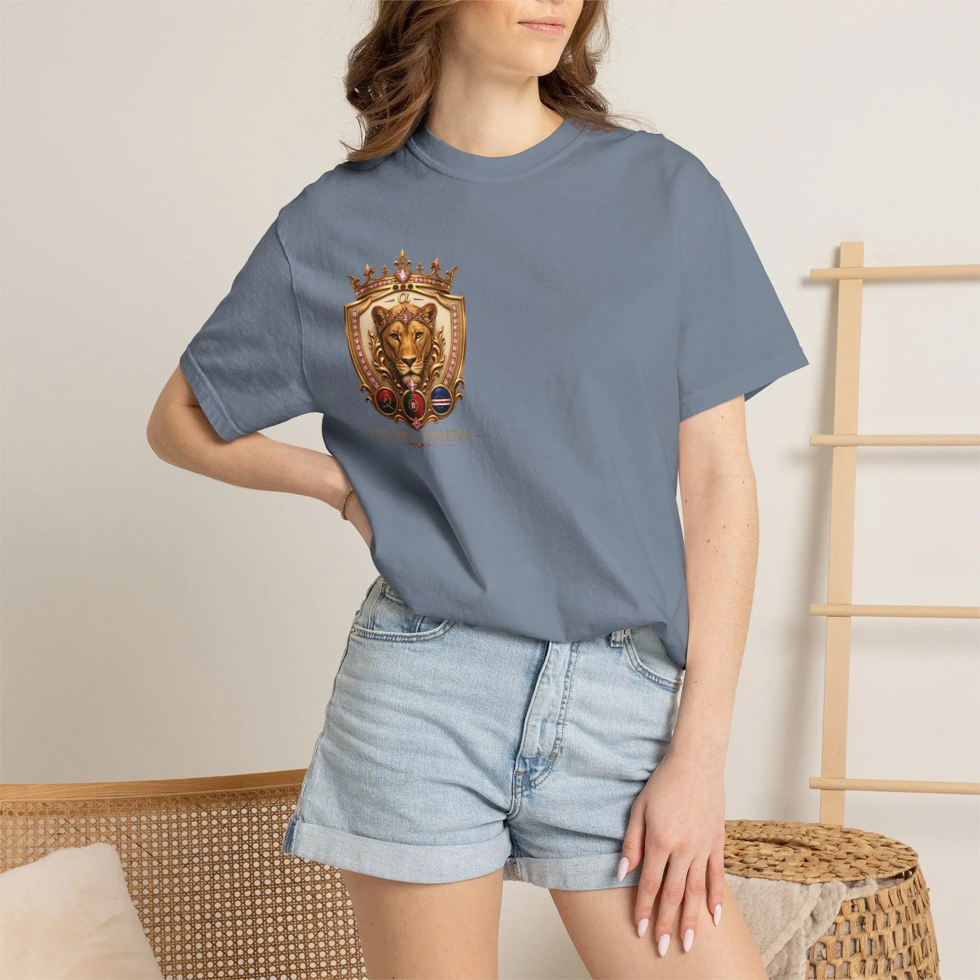 Lioness  T-shirt Printify