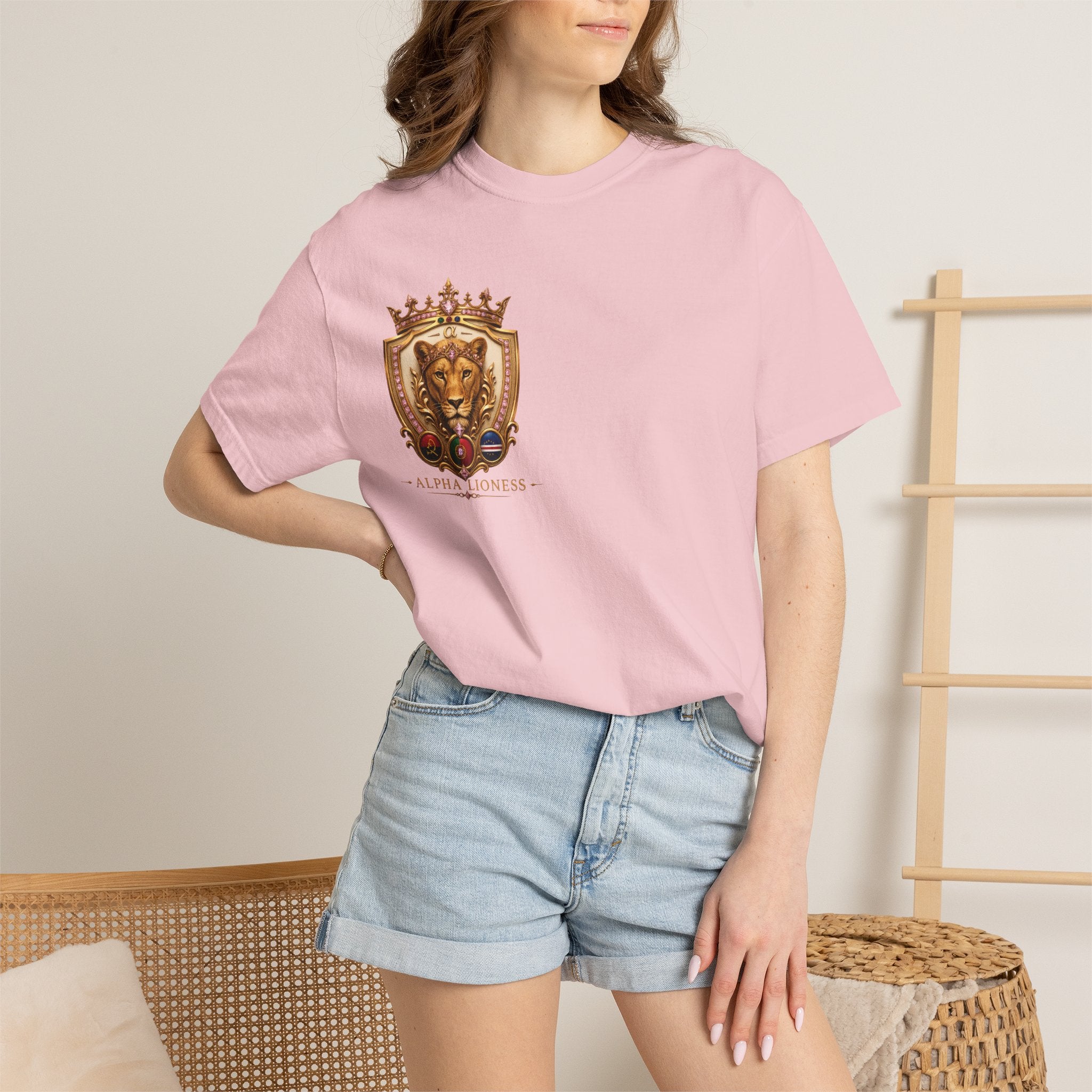 Lioness  T-shirt