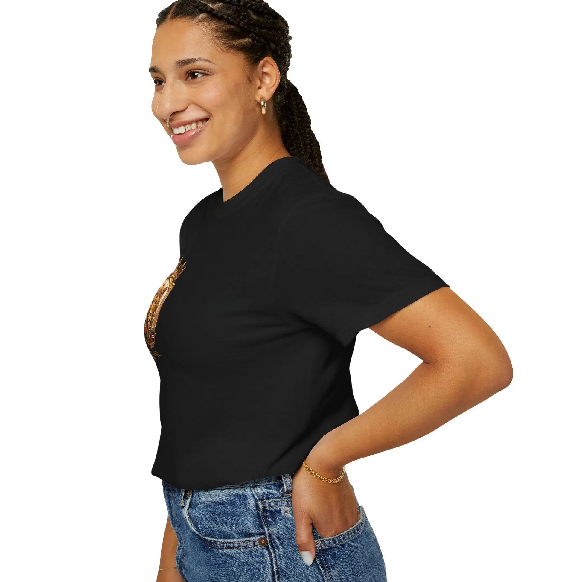 Lioness  T-shirt Printify