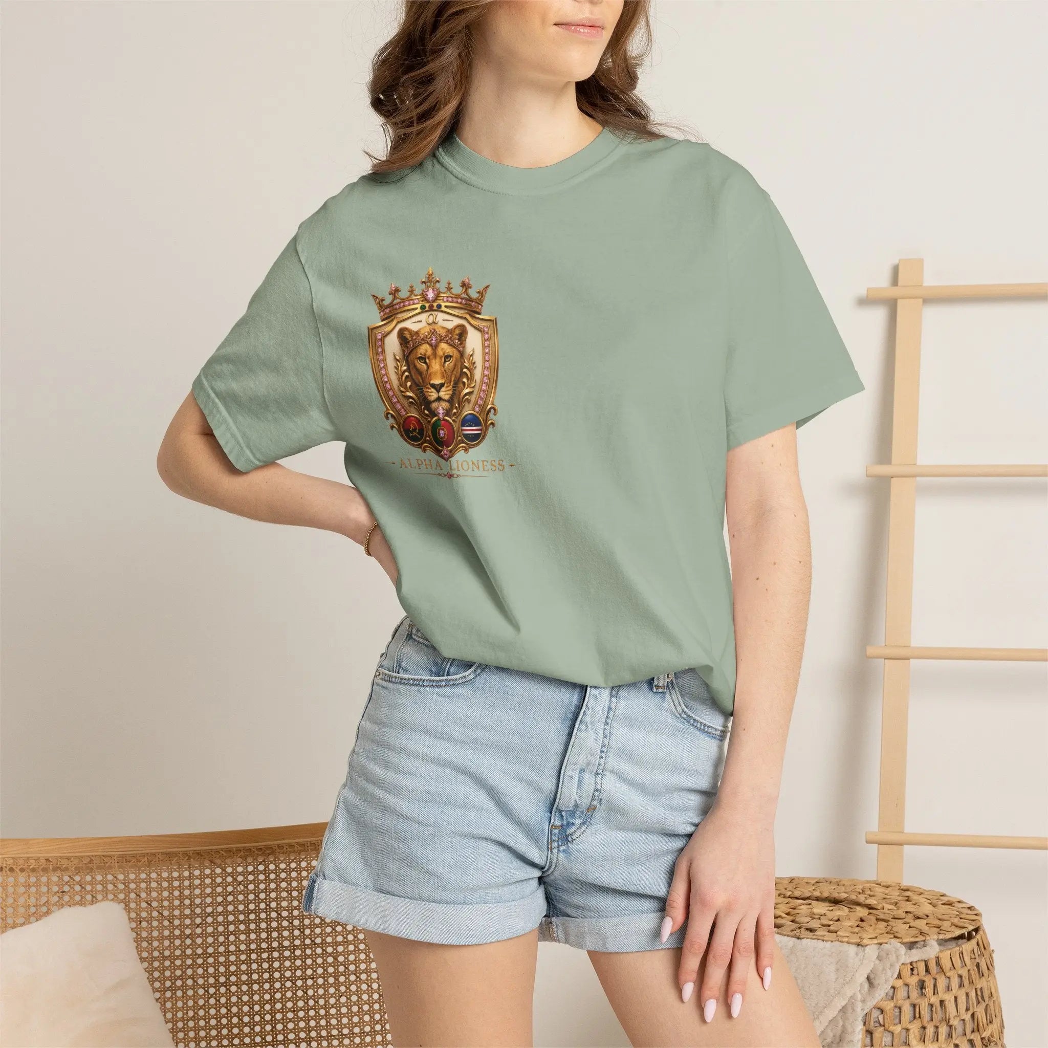 Lioness  T-shirt Printify