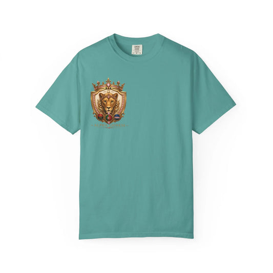 Lioness  T-shirt Printify